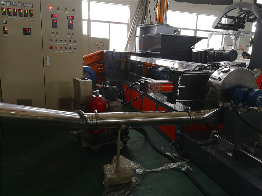 碳酸鈣高填充母粒造粒機(jī)_玖德隆_