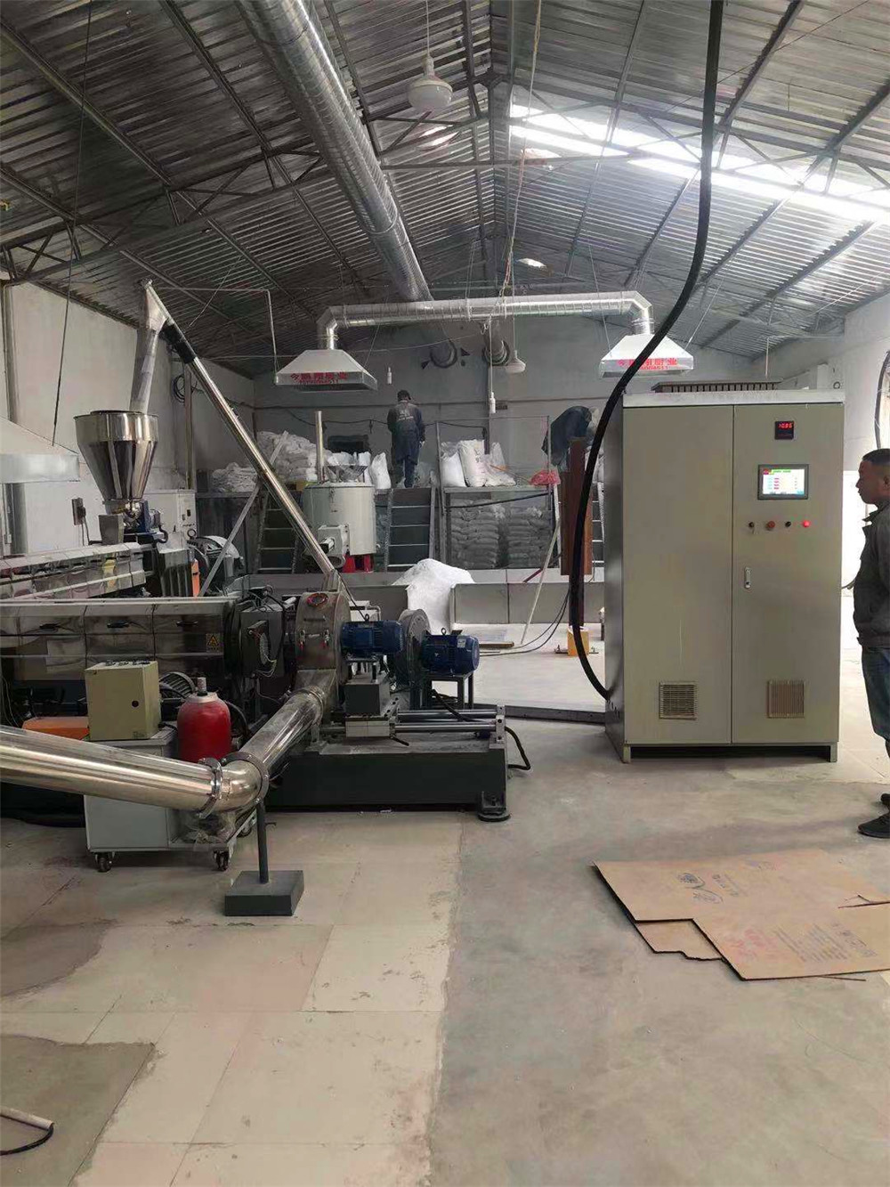 碳酸鈣母粒生產(chǎn)線(xiàn)-玖德隆機(jī)械有